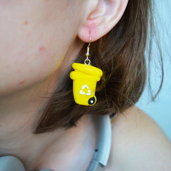 Yellow Recycling Bin Earring - Picture 3 of 4